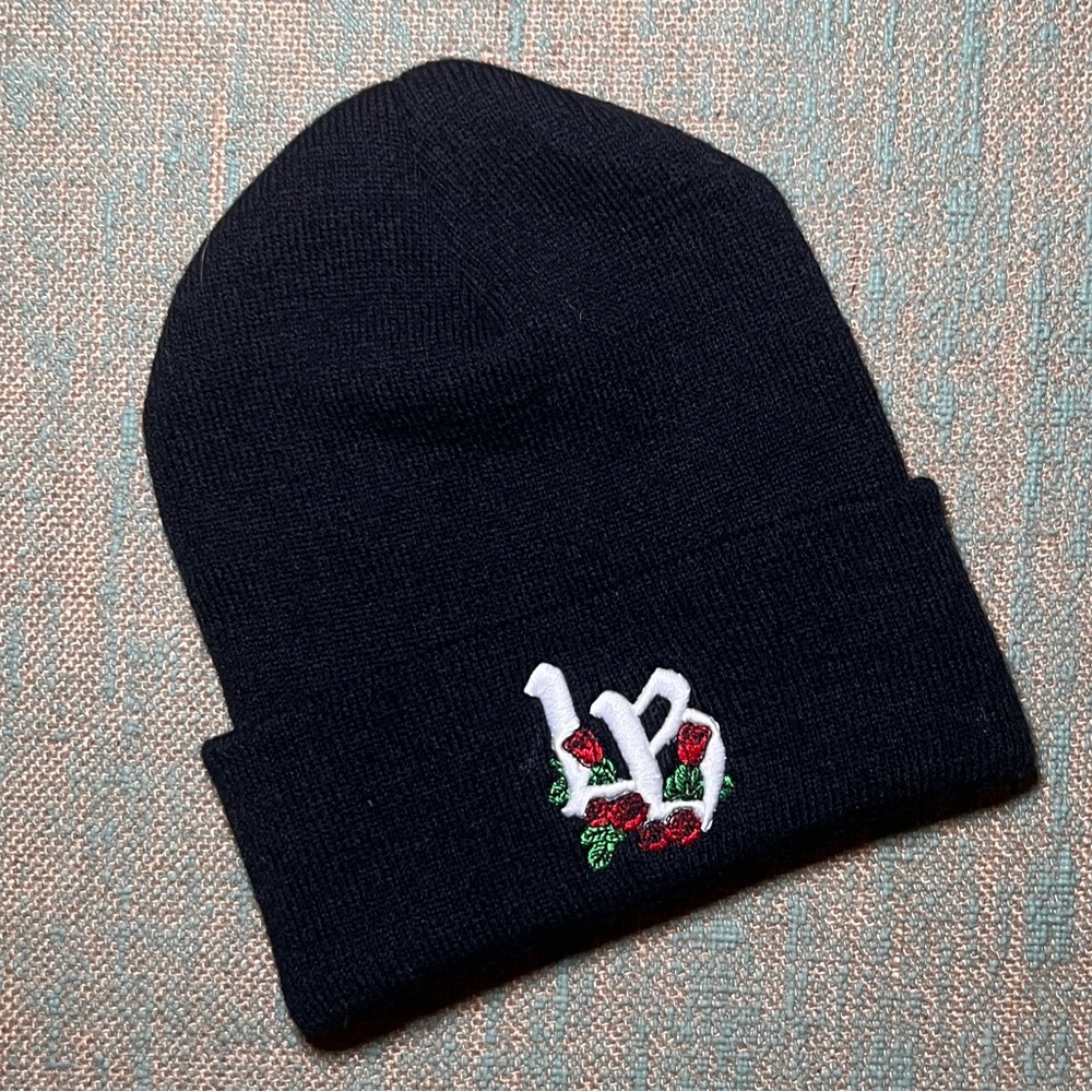 Barrio Store Long Beach Beanie Rose 🥀 Unisex